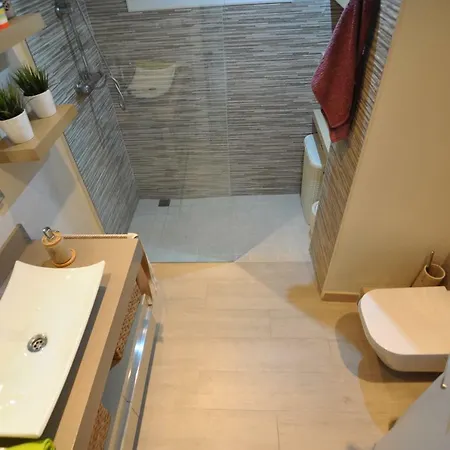 Rnet - Sandra Apartment *